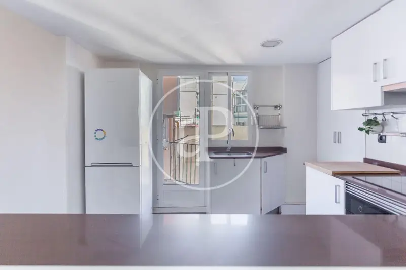 Apartamento en alquiler en Ciutat Jardi, València ciudad, Valencia