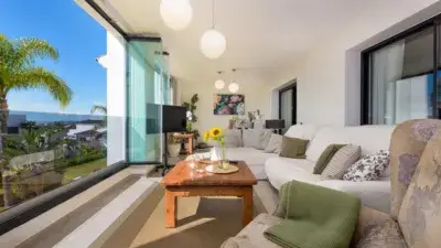 Apartamento en Venta Altos de Estepona 3 Dormitorios Terraza Vistas al Mar