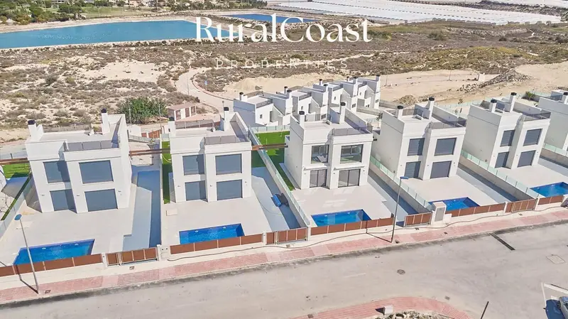 Chalet en venta en Muchamiel / Mutxamel, Alicante