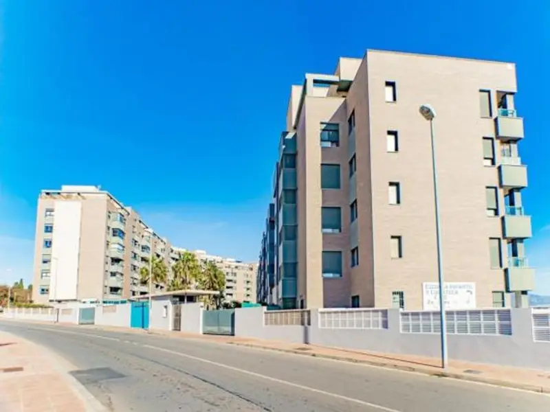 venta Piso en Almería, Almería Provincia (41742915161.100500)- Globaliza