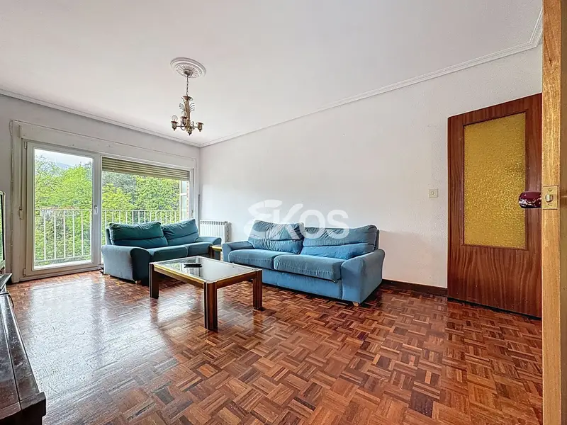 Venta Piso 3 Habitaciones Centro Mondragón