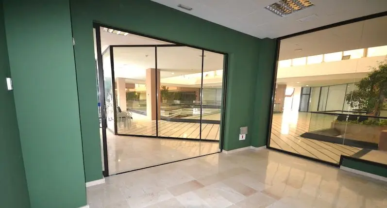 Oficina en Venta Puerto Banus Excelente Inversion