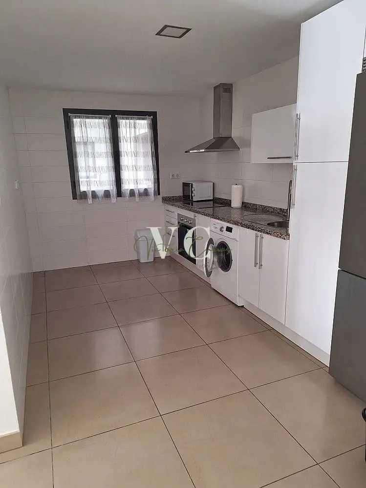 Apartamento en Alquiler Torre del Mar 2 Dormitorios Cerca Playa