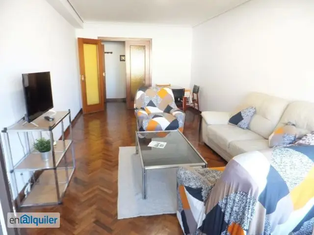 Alquiler Piso Estudiantes Azpilagaña Terraza Ascensor