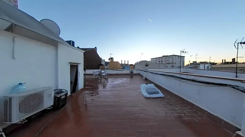 Atico Reformado Raval 2 habitaciones Cerca del Puerto