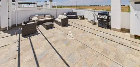Atico en Pilar de la Horadada con Solarium Privado