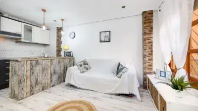 Bungalow Reformado en Nueva Torrevieja con Piscina Comunitaria