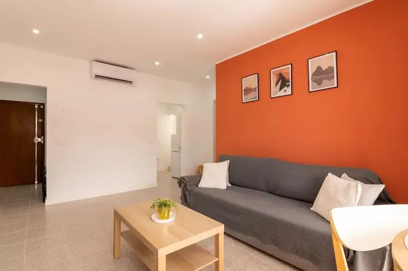 Apartamento en Alquiler Barcelona 3 Dormitorios 1 Ba
0