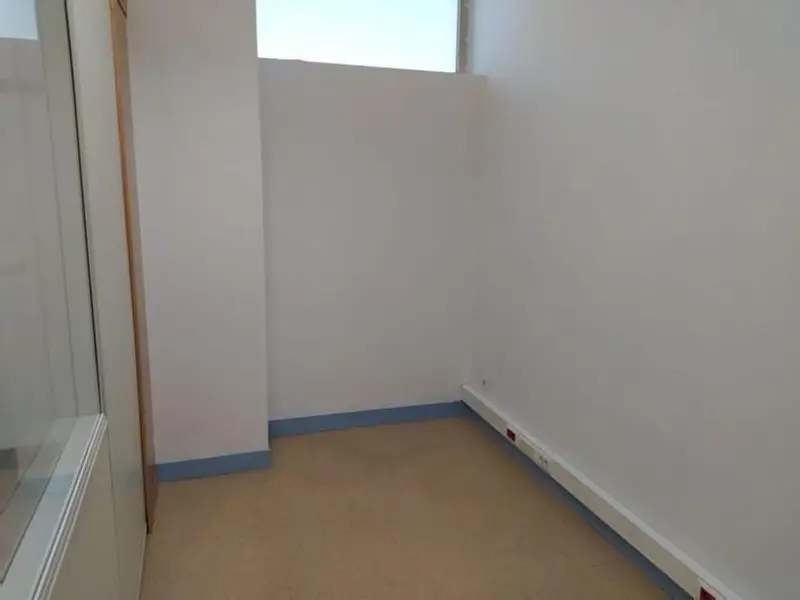 Venta Local Comercial Pamplona 50m2 Echavacoiz Norte