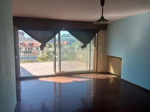 Chalet 6 Dormitorios Vigo Centro Gran Via