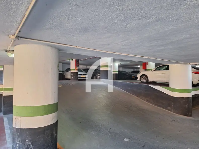 Garaje en venta en Bilbao - Edificio Albia