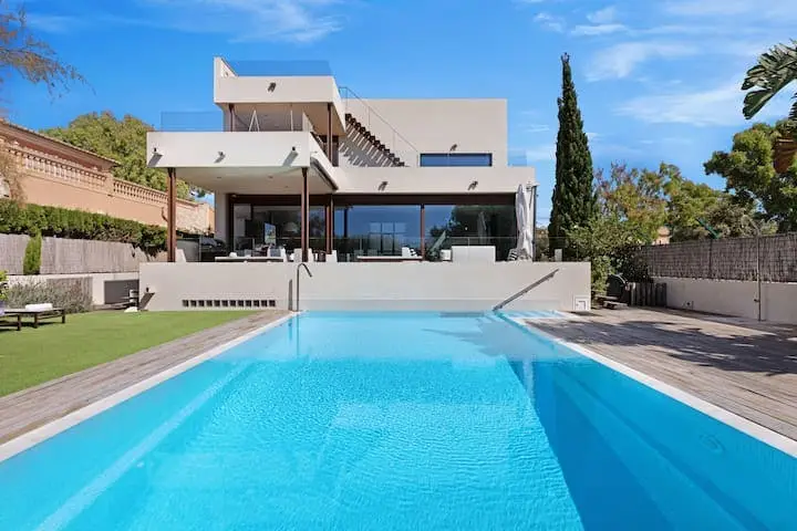 Casa Villa 6 Dormitorios Mallorca Alquiler Playa Piscina Cine Karaoke