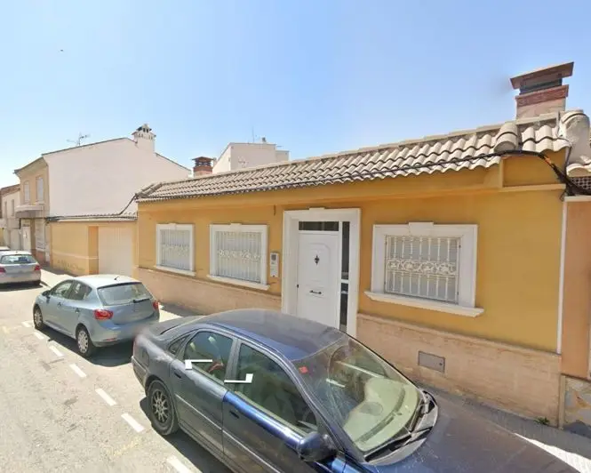 1 Bed Townhouse for sale