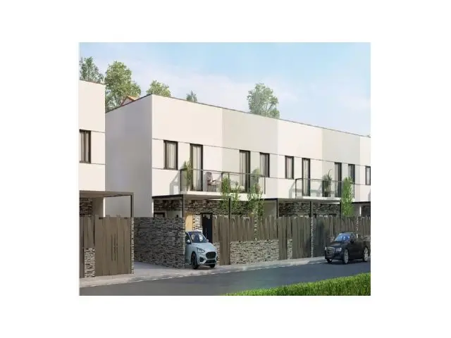 Adosados Obra Nueva Oliva de Plasencia Piscina Jardin