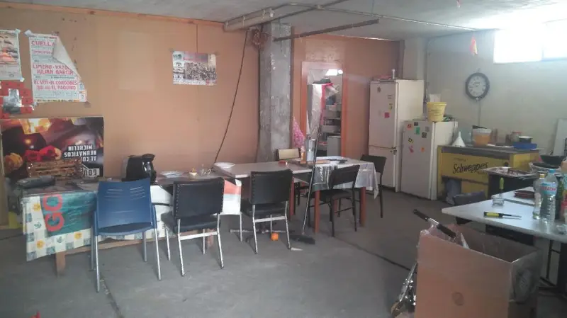 Venta Local Comercial Cuellar Centro Ref 1103