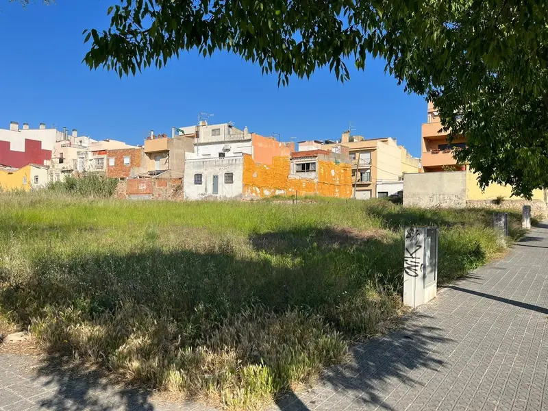 Venta Parcela 4 Viviendas Unifamiliares Vilanova i la Geltrú