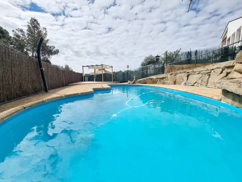 Casa en Venta Ametlla del Valles 4 Dormitorios Piscina Jardin