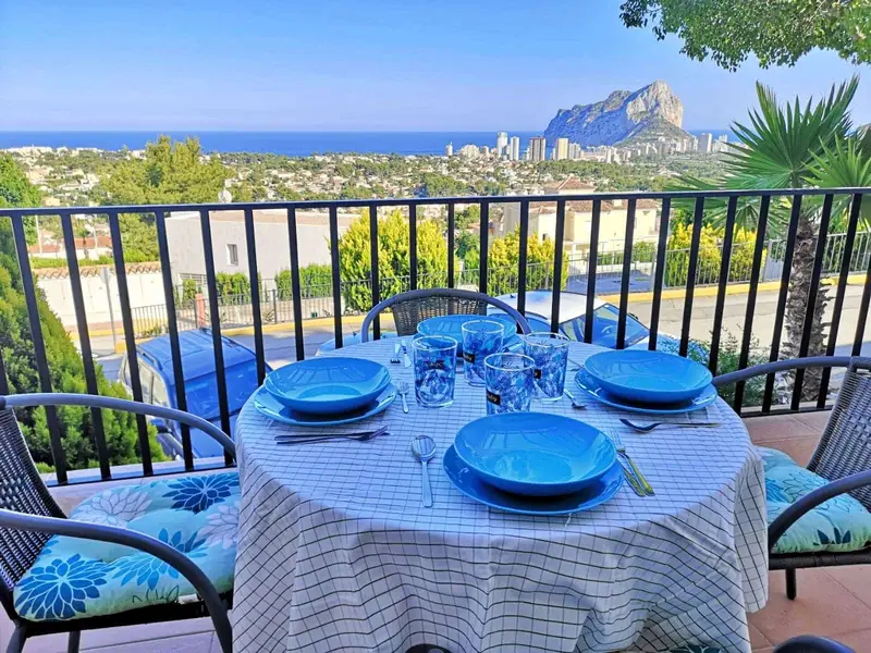 Bungalow en Calpe con Vistas al Peñón de Ifach