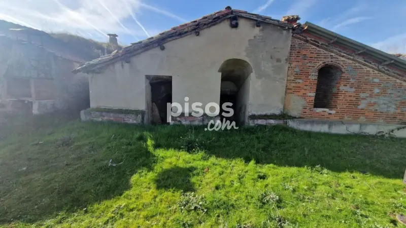 Casa en venta en Avenida de la Virgen de los Imposibles