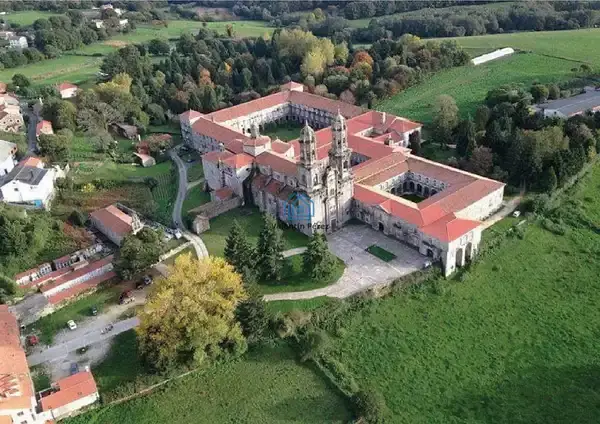 Finca 4 Viviendas Pasivas Cerca Sobrado