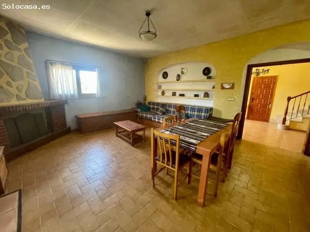 Chalet Independiente en Benicarló para Familias 4 Dormitorios Garaje Jardín