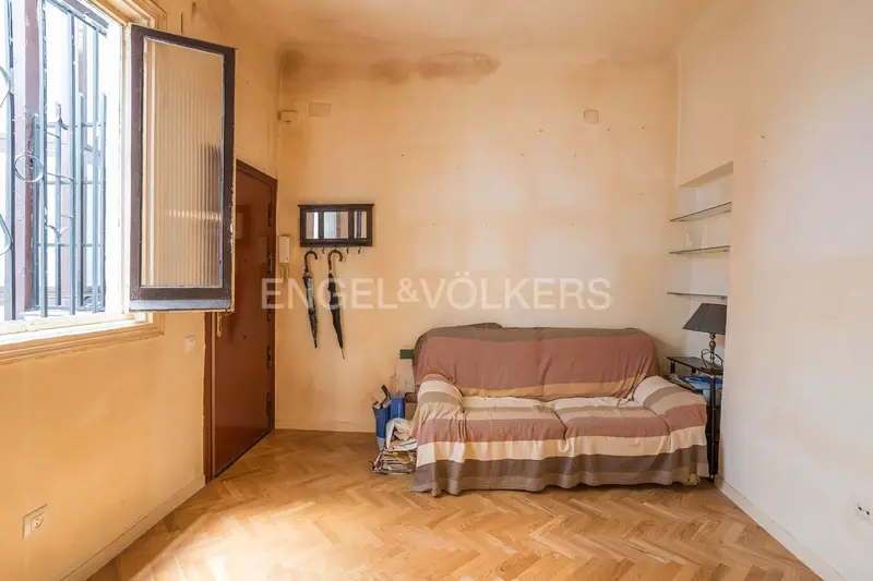 Apartamento en venta en Malasaña Madrid para reformar 45m2