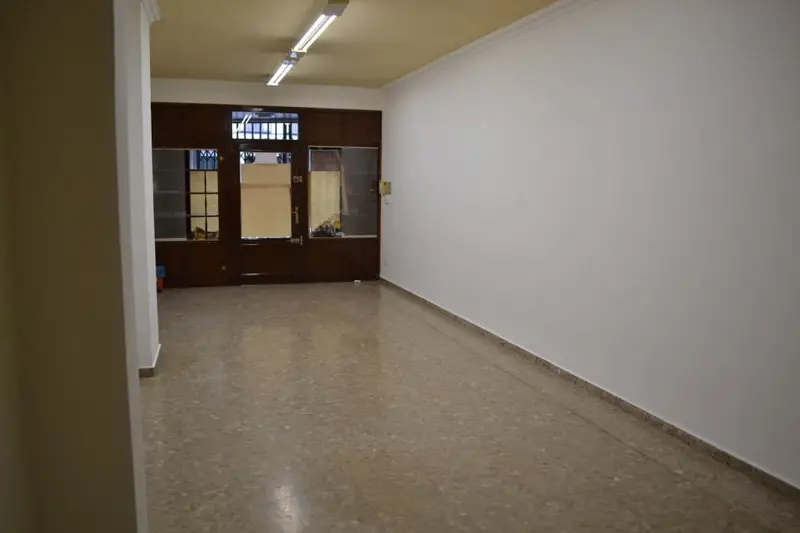 Local Comercial en Alquiler Antequera
