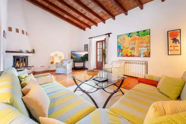 Casa de Campo en Pollensa Mallorca con Piscina y Licencia Turistica