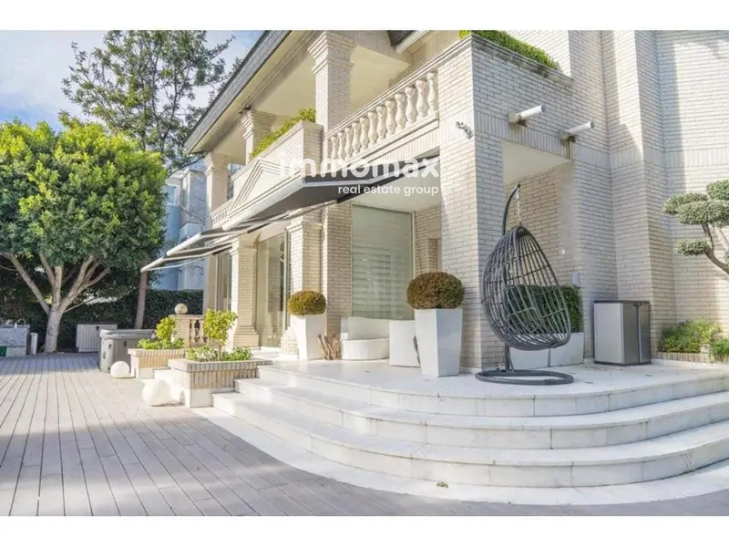 Chalet de Lujo en Castelldefels Playa 642m2