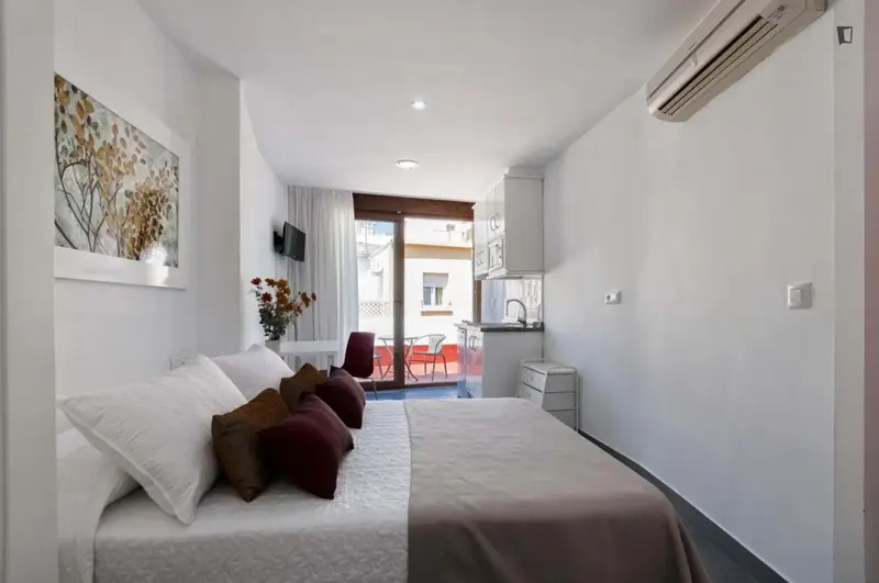 Casa Unifamiliar 7 Dormitorios Cerca del Mercado Central