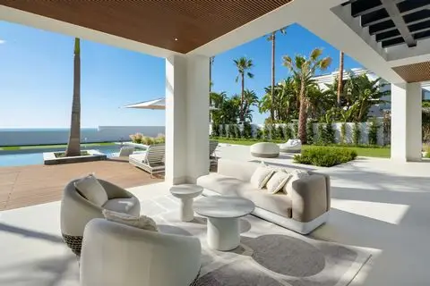 Casa-Villa de 7 Dormitorios en venta Benahavis, España