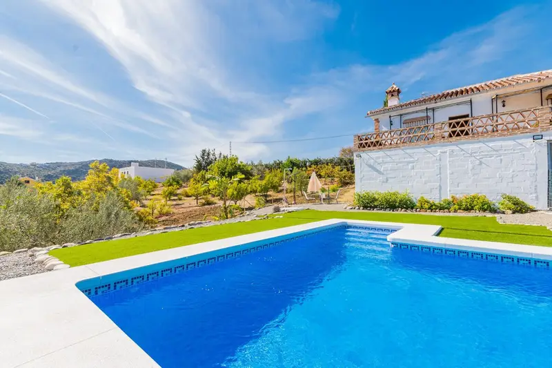 Casa Rural con Piscina Privada cerca de Alhaurin el Grande y Coin
