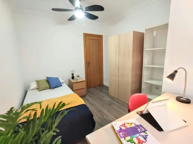 Habitacion Amueblada Burjassot Estudiantes Cerca Universidad