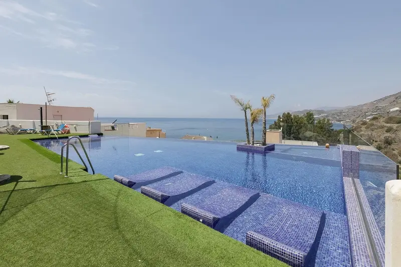 Piso en venta Melicena Sorvilan Granada 70m2 terraza cochera trastero