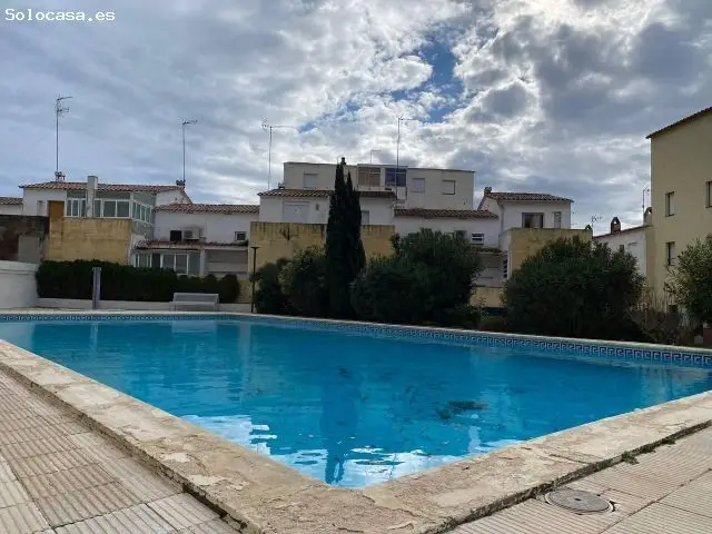 Piso Amueblado Lescala Cerca de la Playa con Licencia Turistica