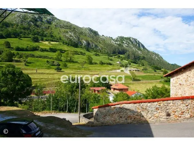 Casa Rural 300m2 con Jardin en Hijas Cantabria