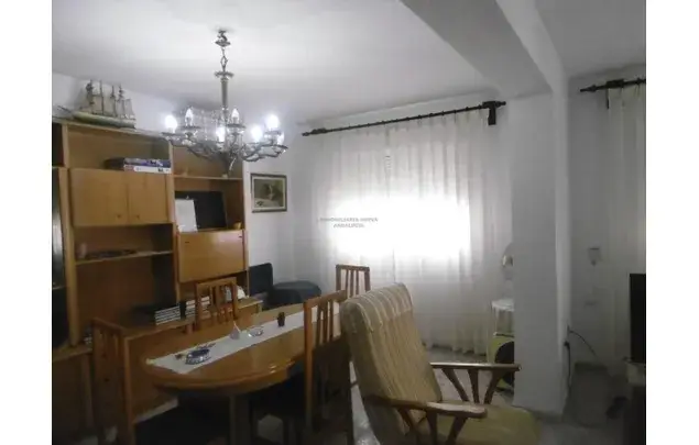 Alquiler Apartamento 3 Dormitorios 115m² Almería