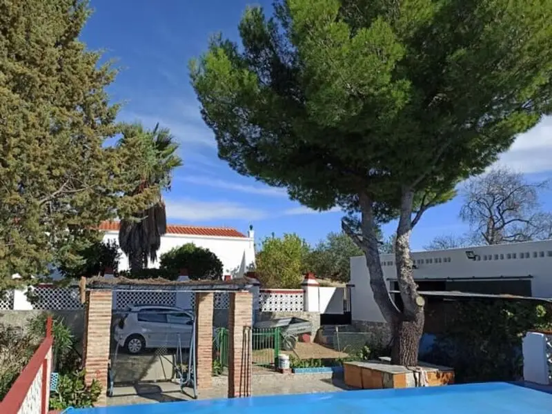 Casa de Campo con 4 Dormitorios en Zafra