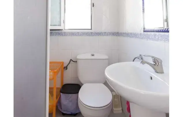Alquiler Habitaciones Granada Centro 300m² 12 Dormitorios