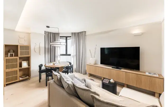 Rent 1 bedroom apartment of 60 m² in Madrid
