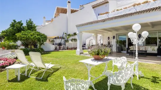 Casa Adosada Lujosa en Los Toreros Cerca Puerto Banus