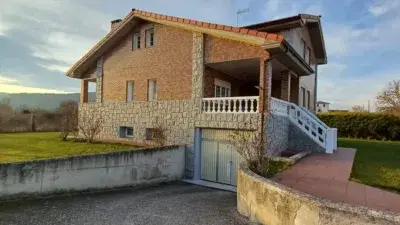 Chalet en venta en Calle Real