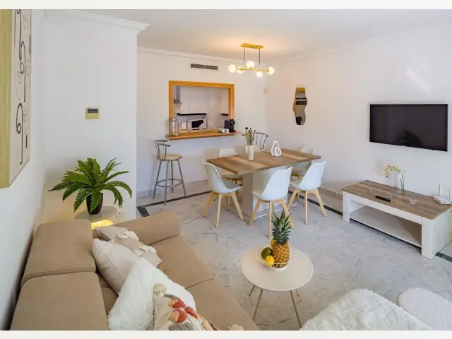 Apartamento en Puerto Banus 2 Dormitorios Lujo