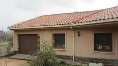 Chalet en venta en Carretera San Ildefonso, 21