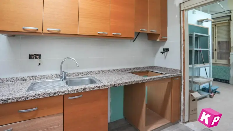 Apartamento en Santa Pola Centro para Reformar Cerca de la Playa