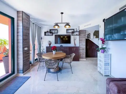 Piso de 2 Dormitorios en venta Finestrat, España