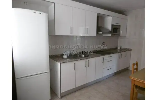 Alquiler piso 4 dormitorios 133m2 Almeria
