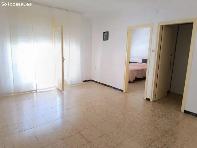Piso 64m2 para Reformar Zona Iglesia