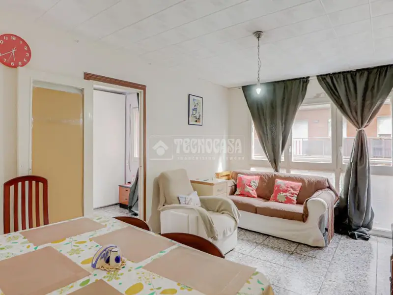Piso en venta en Rubí zona Mercat 65m2 3 habitaciones