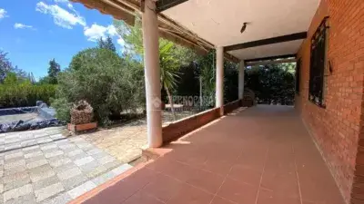 Casa rústica en venta en Torreperogil